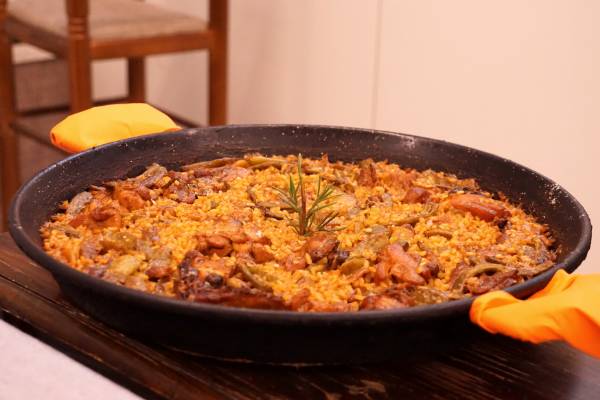 Wat is paella valenciana