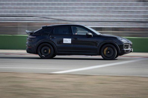 Porsche Cayenne new high-performance model prototype