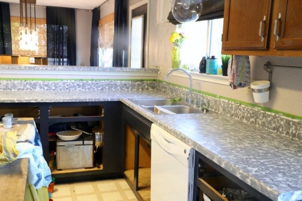 DIY Faux Granite Countertops - Love & Renovations