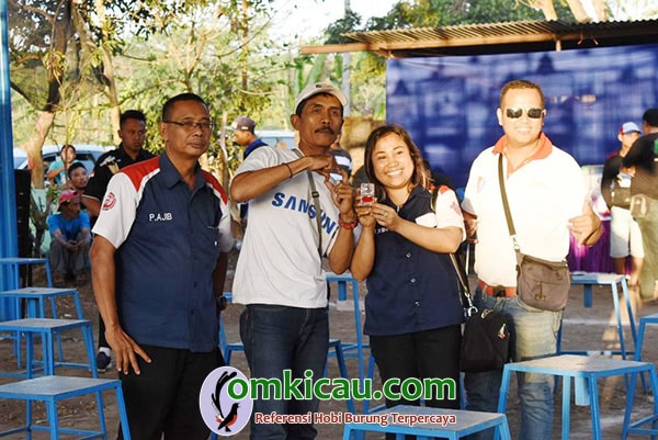 Tante Lely Tjhin