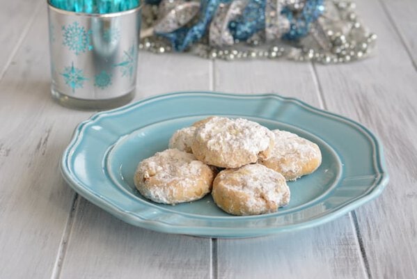 crescent cookies