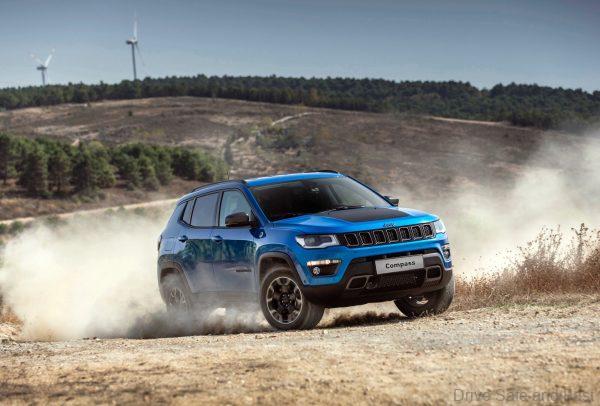 Jeep Compass 4xe_offroad
