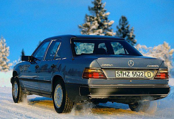 Mercedes-Benz 4MATIC rear