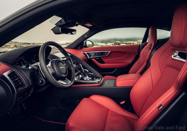 Jaguar F-TYPE 2021_front seats