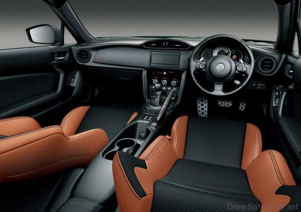 Toyota GT86 cabin