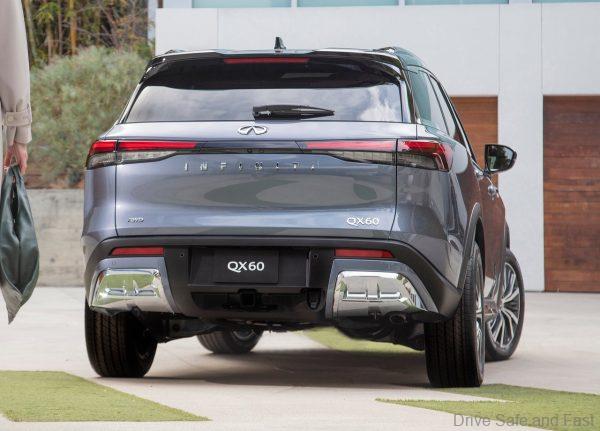 Infiniti QX60_rear