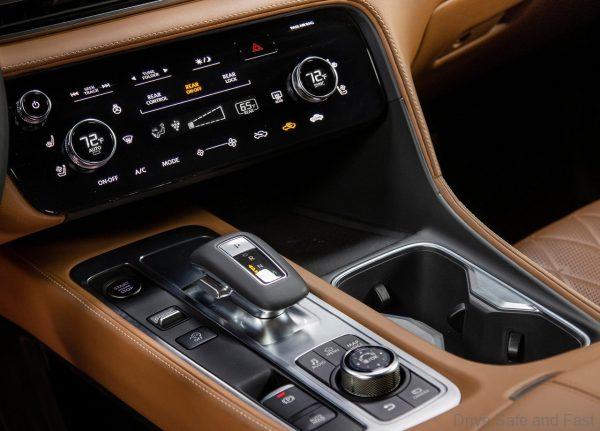Infiniti QX60_gear shift