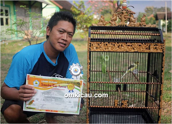 Om Dobleh dan kenari Chivas