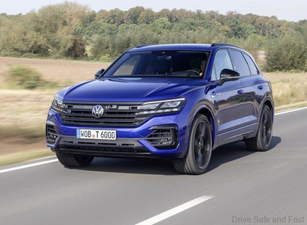 Volkswagen Touareg R PHEV_front