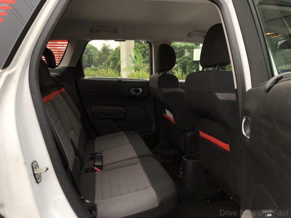 Citroen C3 AIRCROSS rear seats
