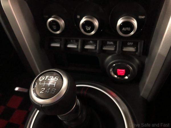 Subaru BRZ STi 2018_manual gear