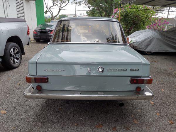 BMW 2000 Series 1970 boot badge