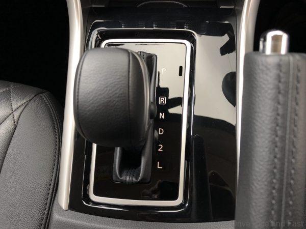 Mitsubishi XPANDER 4-speed gearshift
