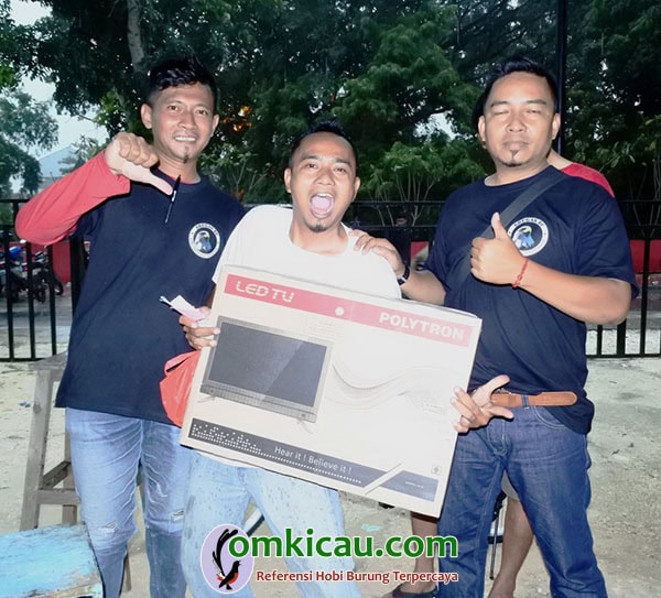 peresmian pasar burung tirtonadi