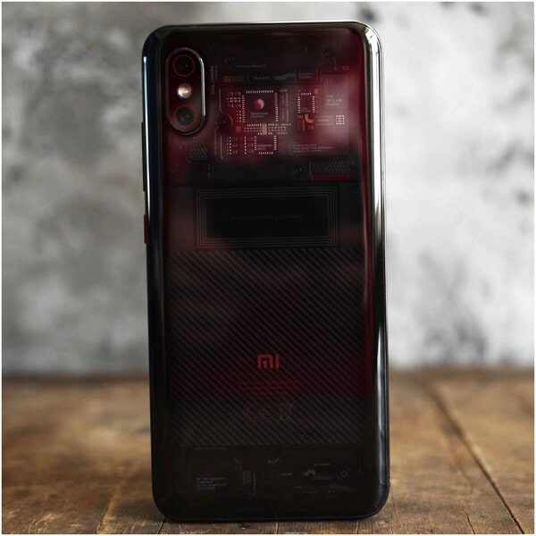 Обзор смартфона Xiaomi Mi 8 Pro: "прозрачный" флагман (обзор, смартфона, xiaomi, прозрачный) Обзор смартфона Xiaomi Mi 8 Pro: "прозрачный" флагман