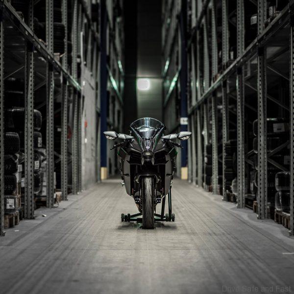 Kawasaki zzr900