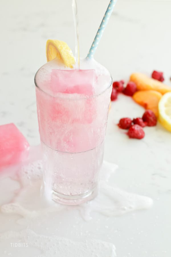 Fizzy Drink Featuring Infused Water Ice Cubes