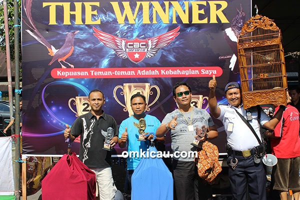 Lomba burung berkicau Gebyar Putri Tunggal
