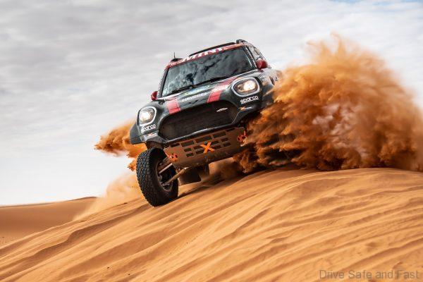 Carlos Sainz wins the Dakar 2020