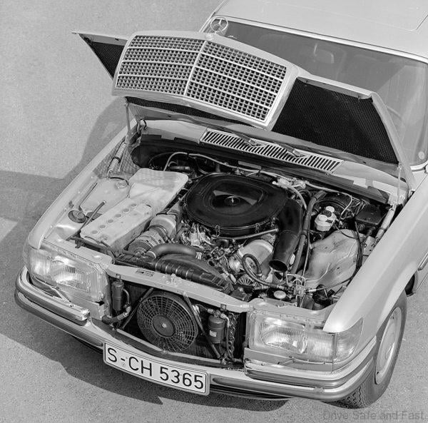 Mercedes-Benz 450 SEL 6.9 front