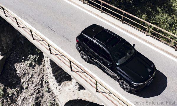 BMW X5 xDrive45e top view