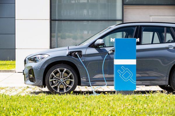 BMW Plug-In Hybrid X3