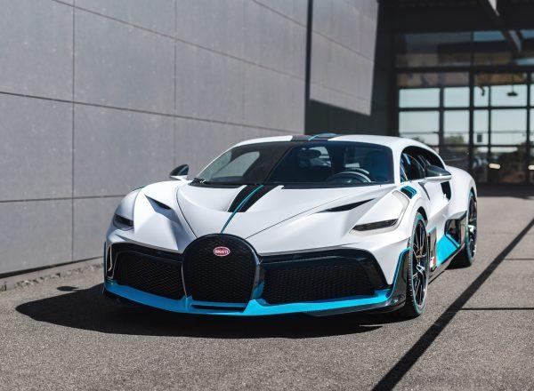 Bugatti Divo Hypercar front lights