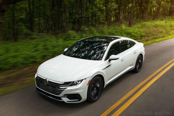 Volkswagen Arteon R-Line_2020