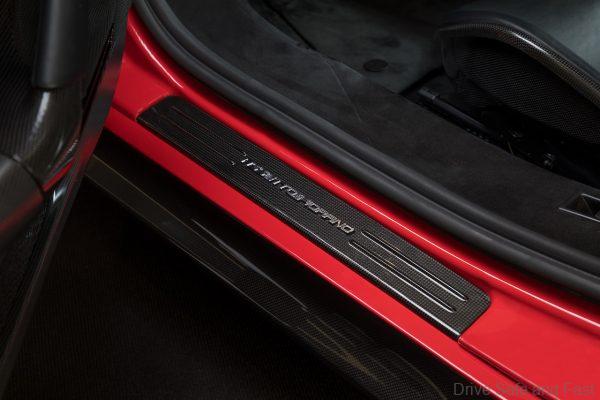 Ferrari SF90 Stradale Hybrid Supercar_skid plate