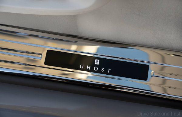 Rolls Royce Ghost 2021 name plate