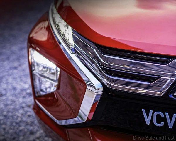 Mitsubishi Xpander headlight