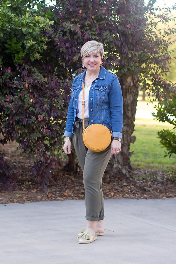 spring outfit with denim jacket and paper bag waist pants