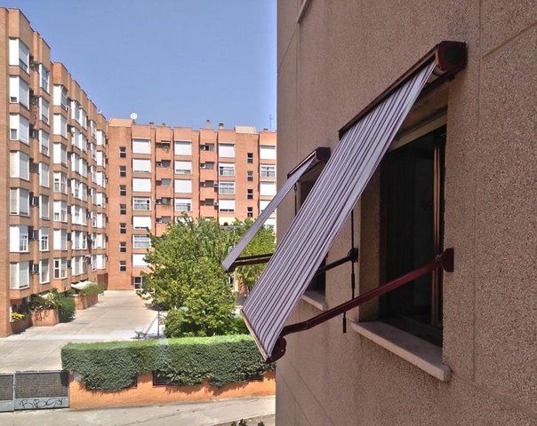 toldo con cofre