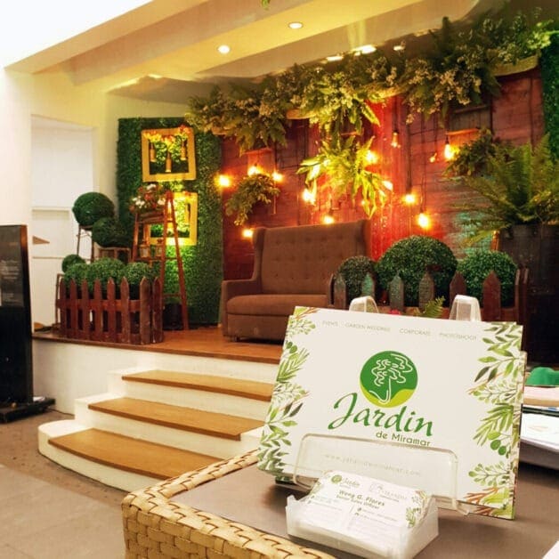 Contact 1 Jardin de Miramar flyer contact us