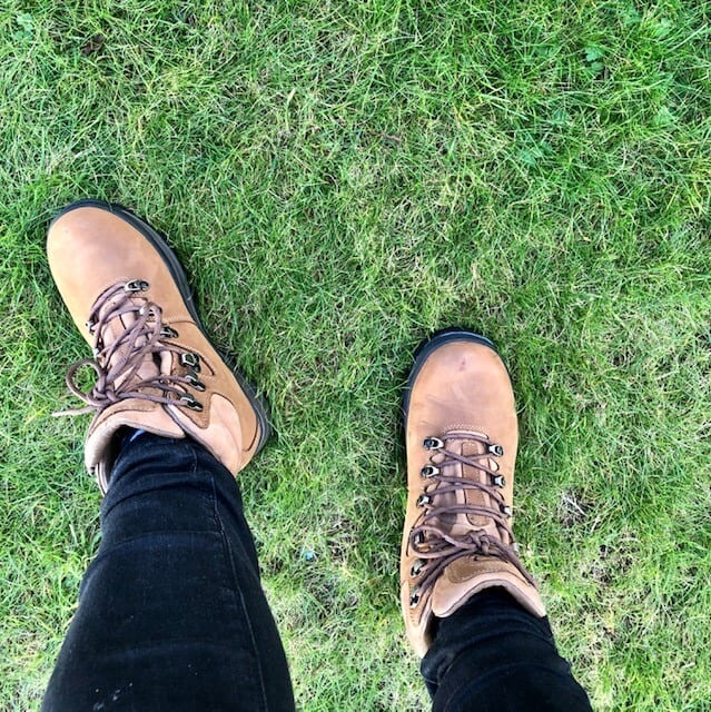 Women's walking boots