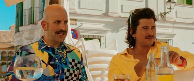 Mis queridos José Agustín Durán y Zack Molina en una escena de RE-EMIGRANTES.