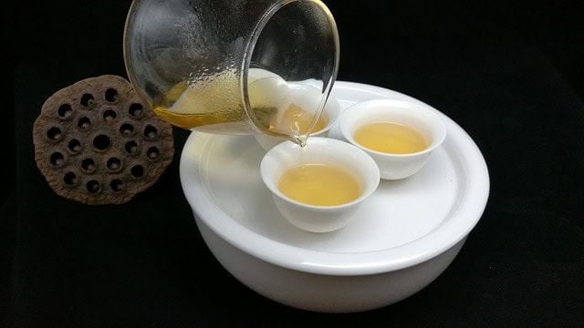 cups of Oolong tea cups of Oolong tea