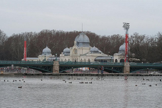I have this labeled as 'ice rink' but I have no idea