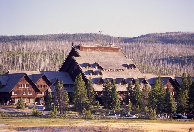 yellowstone national park, yellowstone national park wyoming, national park
old faithful inn, yellowstone