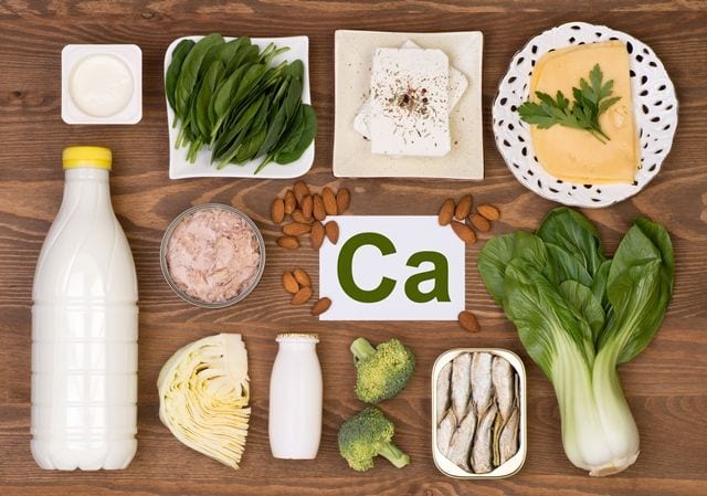 calcium Lebensmittel mit einem hohen Calcium-Gehalt für ein gesundes Wachstum von Kindern