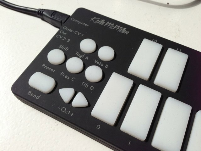 On the left-hand side of the keyboard, you'll find octave toggles, buttons for storing and recalling presets, and the bend function.