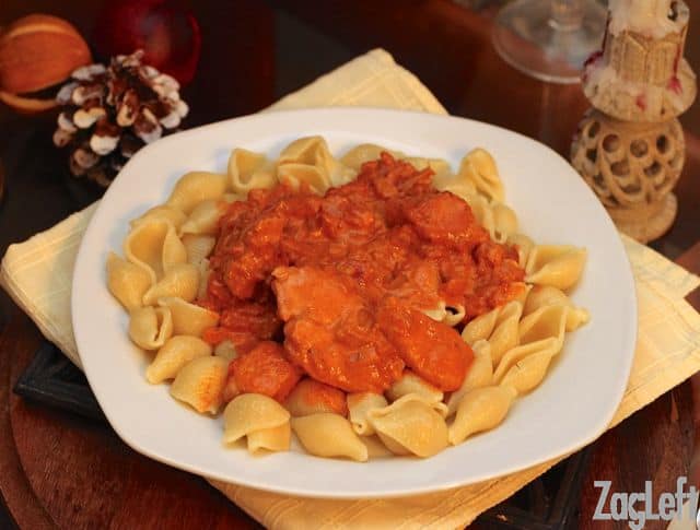Chicken with Creamy Paprika Sauce from ZagLeft