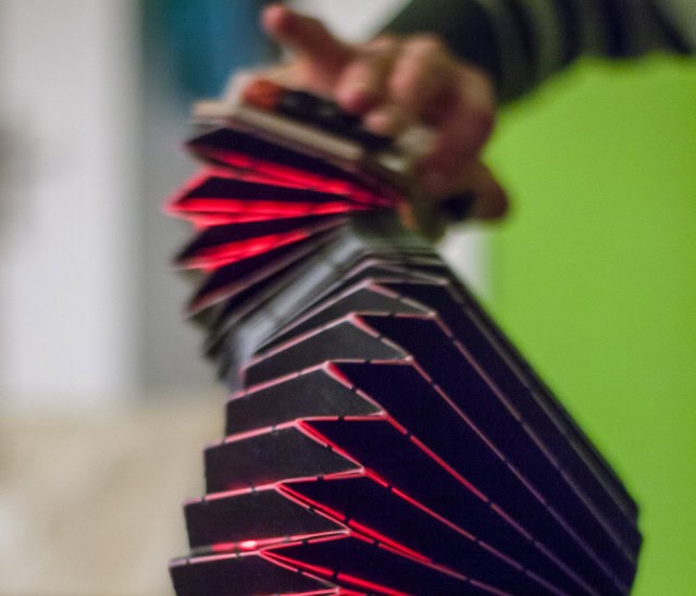 Squeezebox - from the future! PushPull.