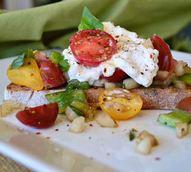 Tomato Burrata Toast 