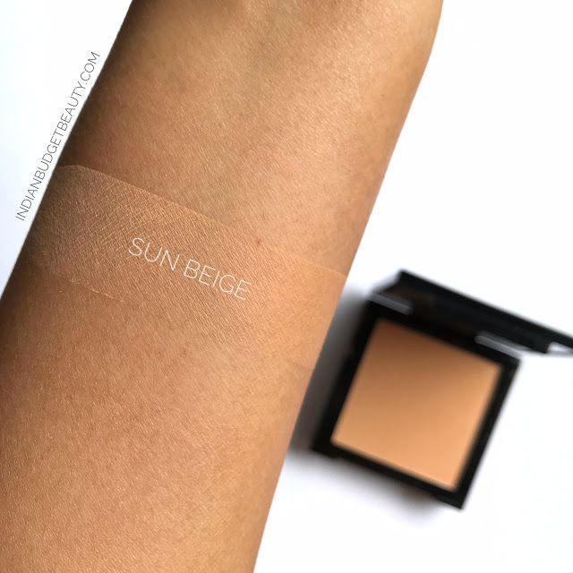 Vatenn Italy Duo Matte Wet & Dry Powder Foundation swatch Vatenn Italy Duo Matte Wet & Dry Powder Foundation swatch