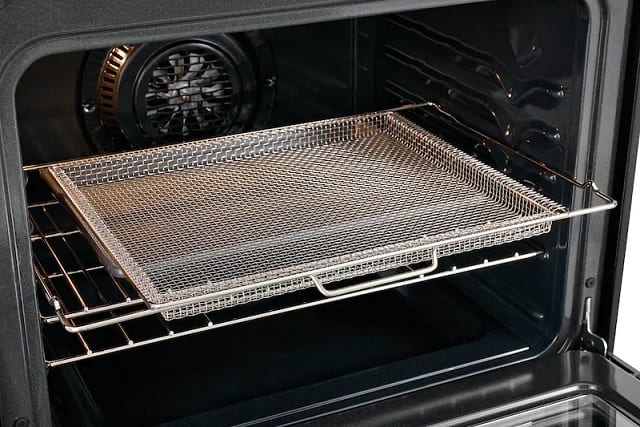 Frigidaire FGGF3058RF 30 Range Was Replaced By FGGF3059TF A Review frigidaire-fggf3058rf-30-range-was-replaced-by-fggf3059tf-a-review