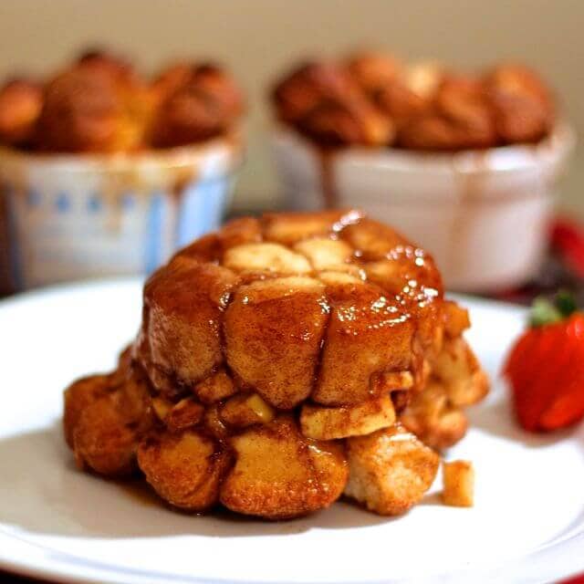 Easy Mini Apple Fritter Monkey Bread Recipe One Dish Kitchen