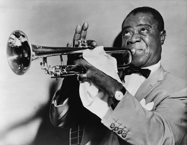 The Cleanest Recordings of 1920s Louis Armstrong Songs You’ll Ever Hear - @Open Culture #LouisArmstrong 1 The Cleanest Recordings of 1920s Louis Armstrong Songs You’ll Ever Hear - @Open Culture #LouisArmstrong Artes & contextos the cleanest recordings of 1920s
