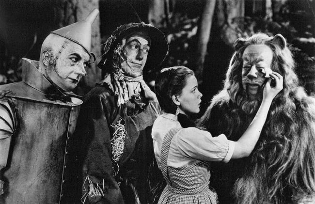 The Wizard of Oz Broken Apart and Put Back Together in Alphabetical Order - @Open Culture 1 The Wizard of Oz Broken Apart and Put Back Together in Alphabetical Order - @Open Culture Artes & contextos The Wizard of Oz