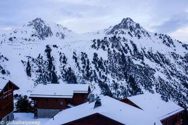 Skiing in Les Arcs